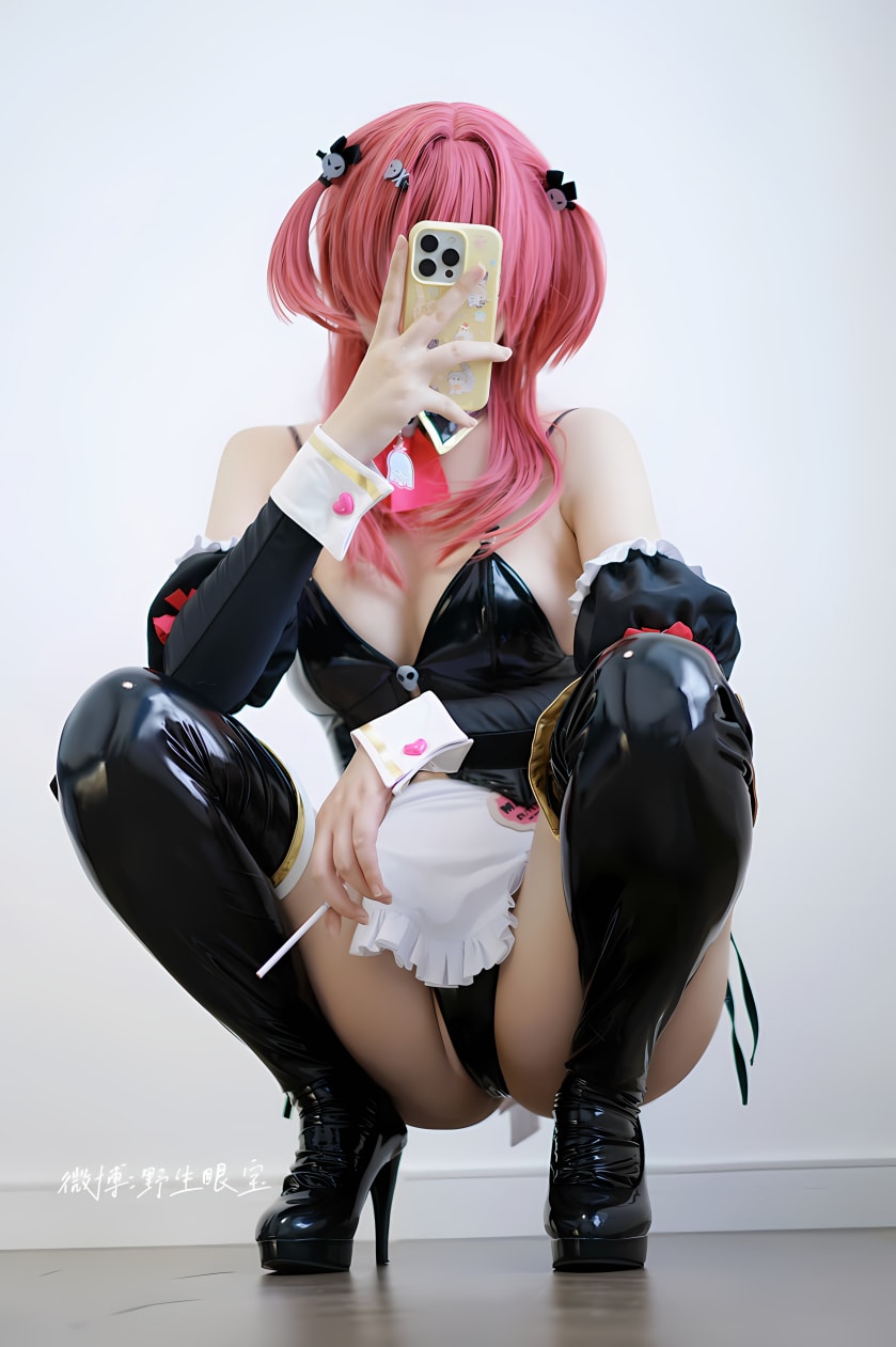 眼酱大魔王w –-Fantia 2025年07月订阅微博照片