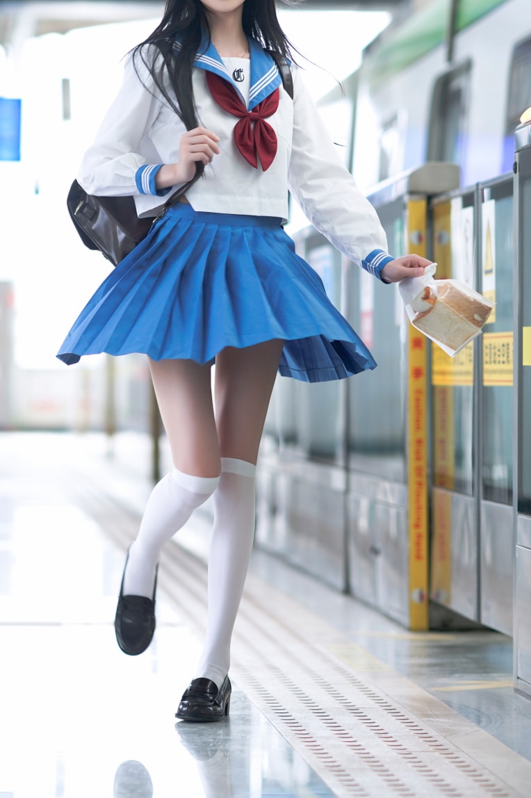 桜桃喵 –-地铁JK最新作品资源下载