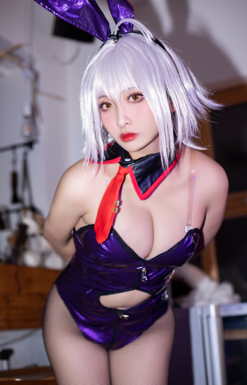 洛璃LoLiSAMA-FGO-黑贞兔子美丽的女生cos图片