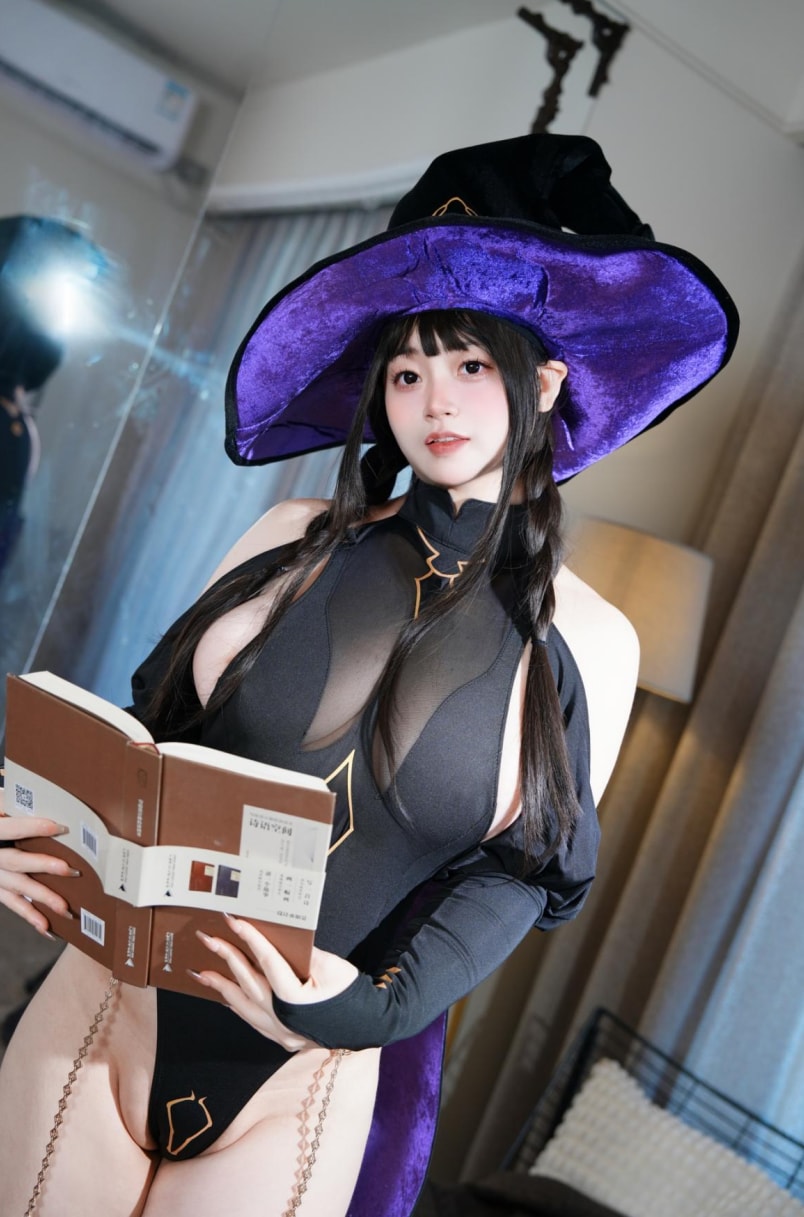 一只毛毛帽 – 魔女之夜最新图片 一只毛毛帽 – 魔女之夜最新图片