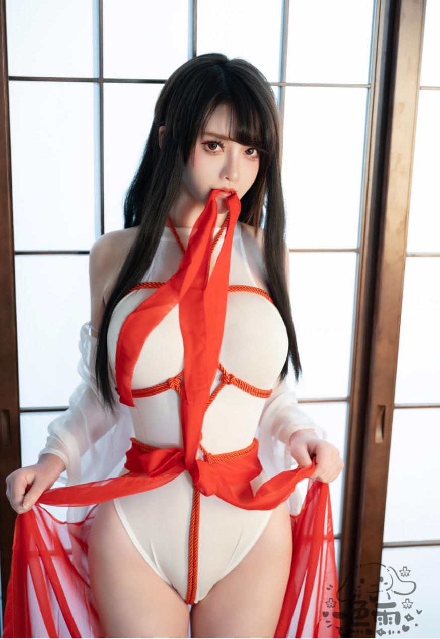 一色雨-捆绑巫女图片下载