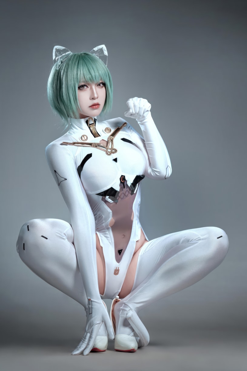 半半子-碧蓝航线-纳希莫夫美丽的女生图片