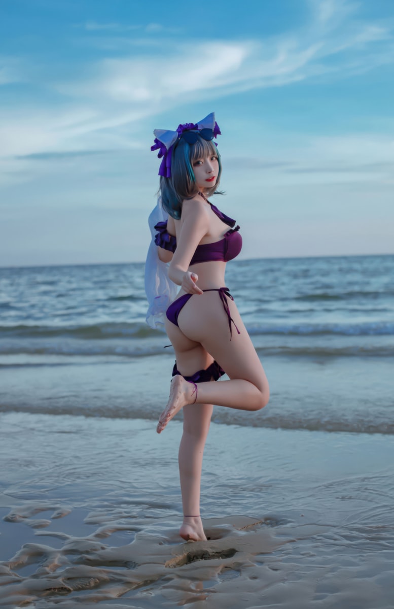 二佐Nisa –-碧蓝航线-柴郡泳装收藏版