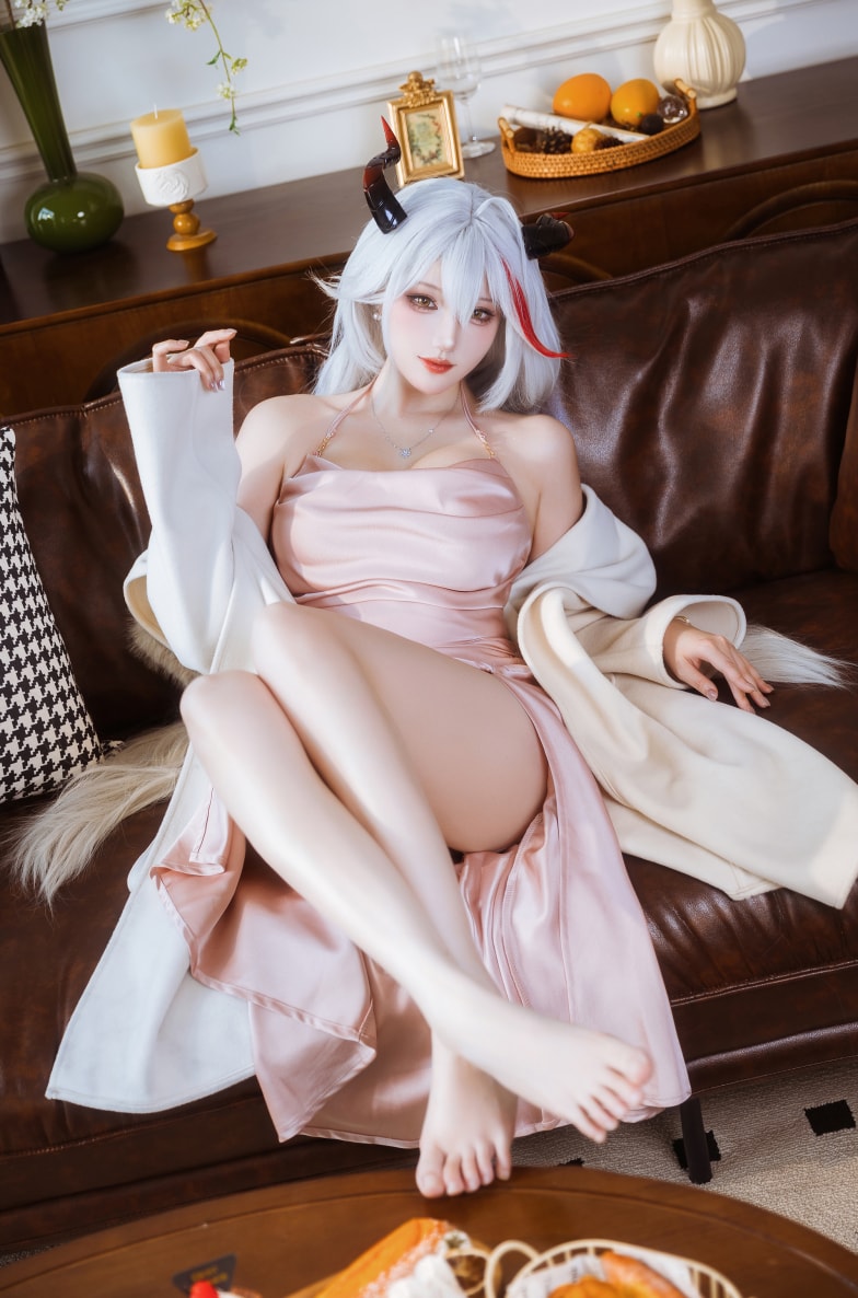 瓜希酱-碧蓝航线-埃吉尔睡衣图片作品下载