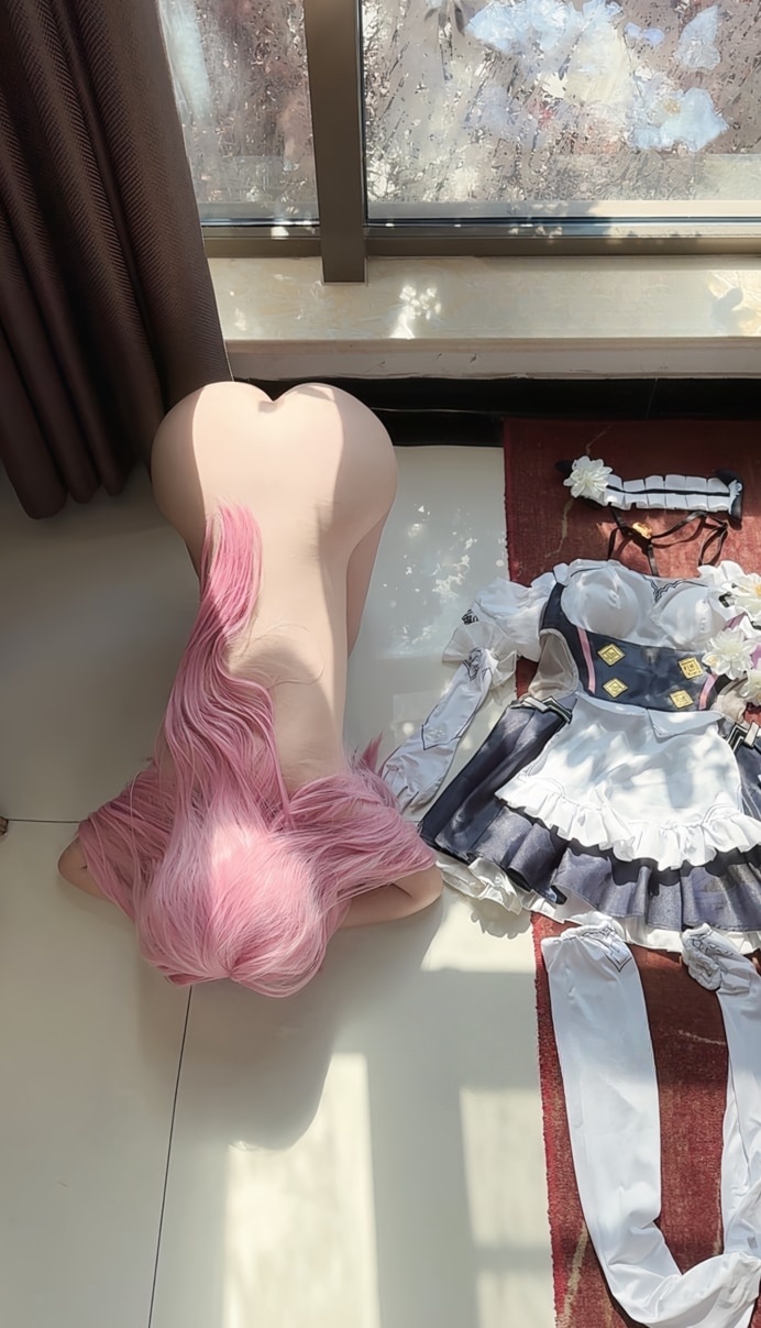 香草奶喵(筱田甜) – 爱莉希雅女仆非常漂亮