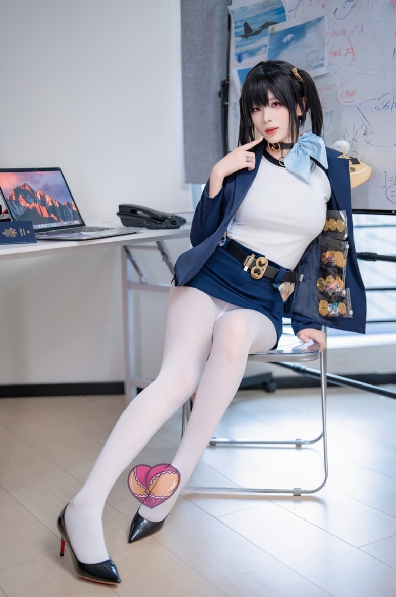 轩萧学姐-Nikke胜利女神 索拉视图欣赏