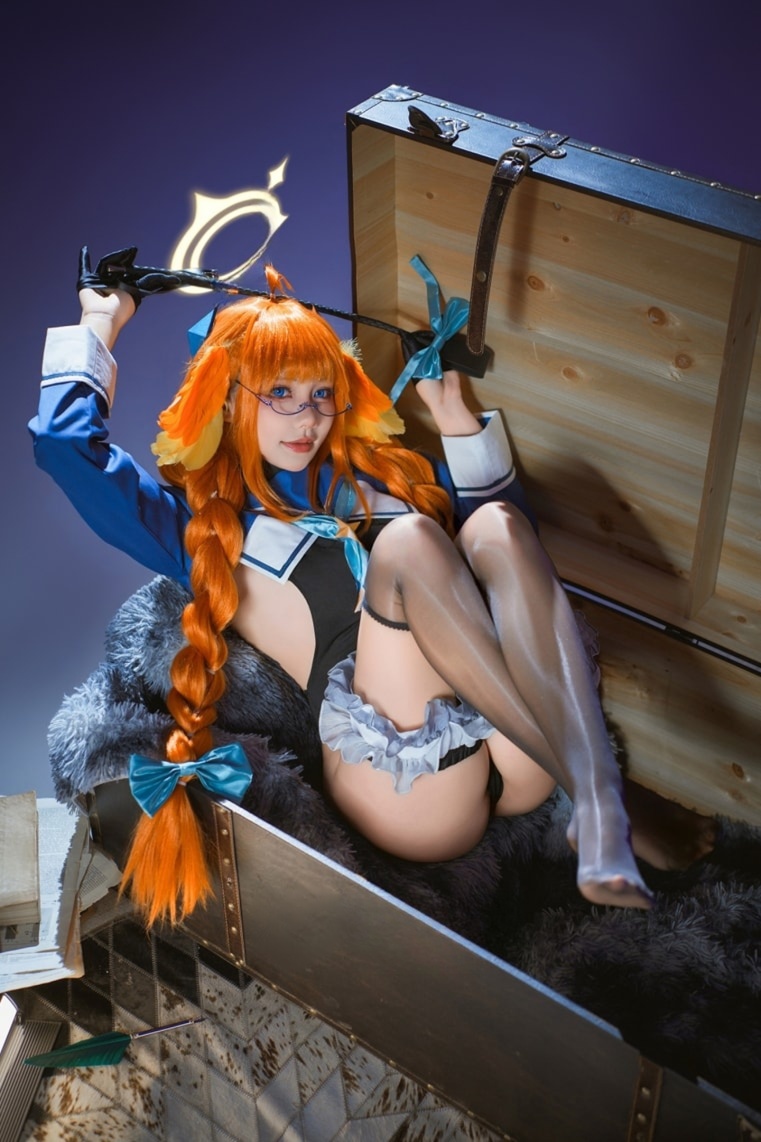 是一只熊仔吗-蔚蓝档案 圆堂志美子·邪恶女干部图片大全高清