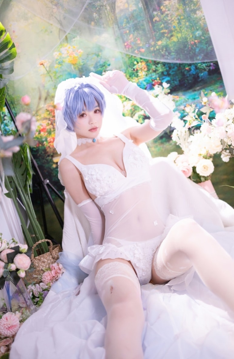 星黛鹿鹿(千反田鹿子)-EVA 绫波丽 花嫁最新图片欣赏