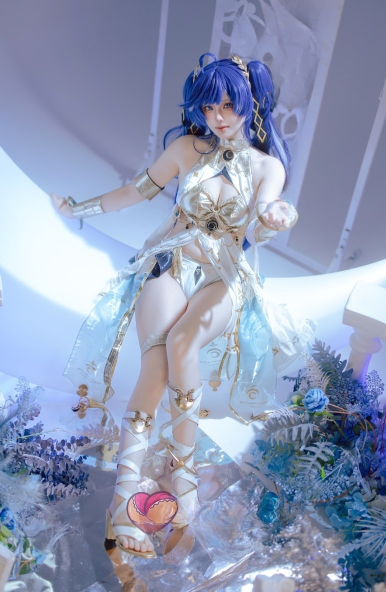 屿鱼-鸣潮 尤诺未删减图片作品