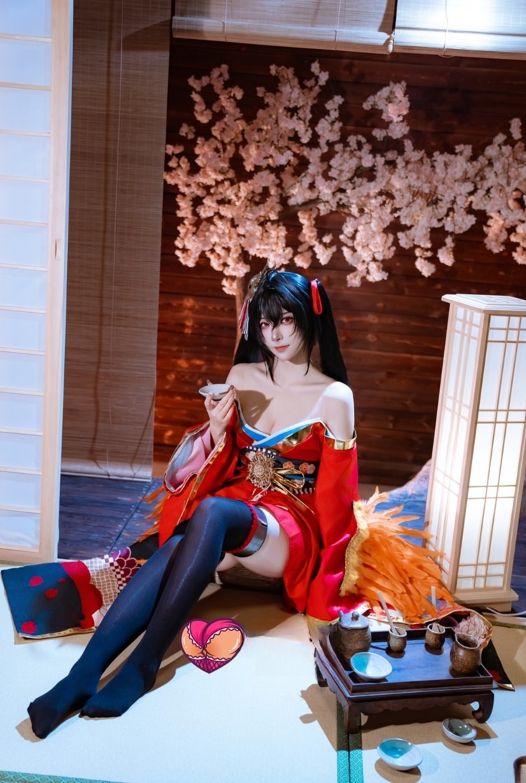 二佐Nisa –-碧蓝航线-大凤·原皮cos图片下载
